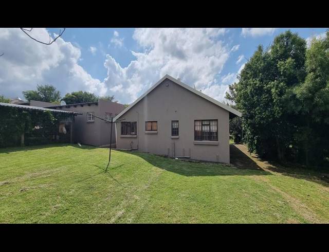 FARM FOR SALE IN MNANDI